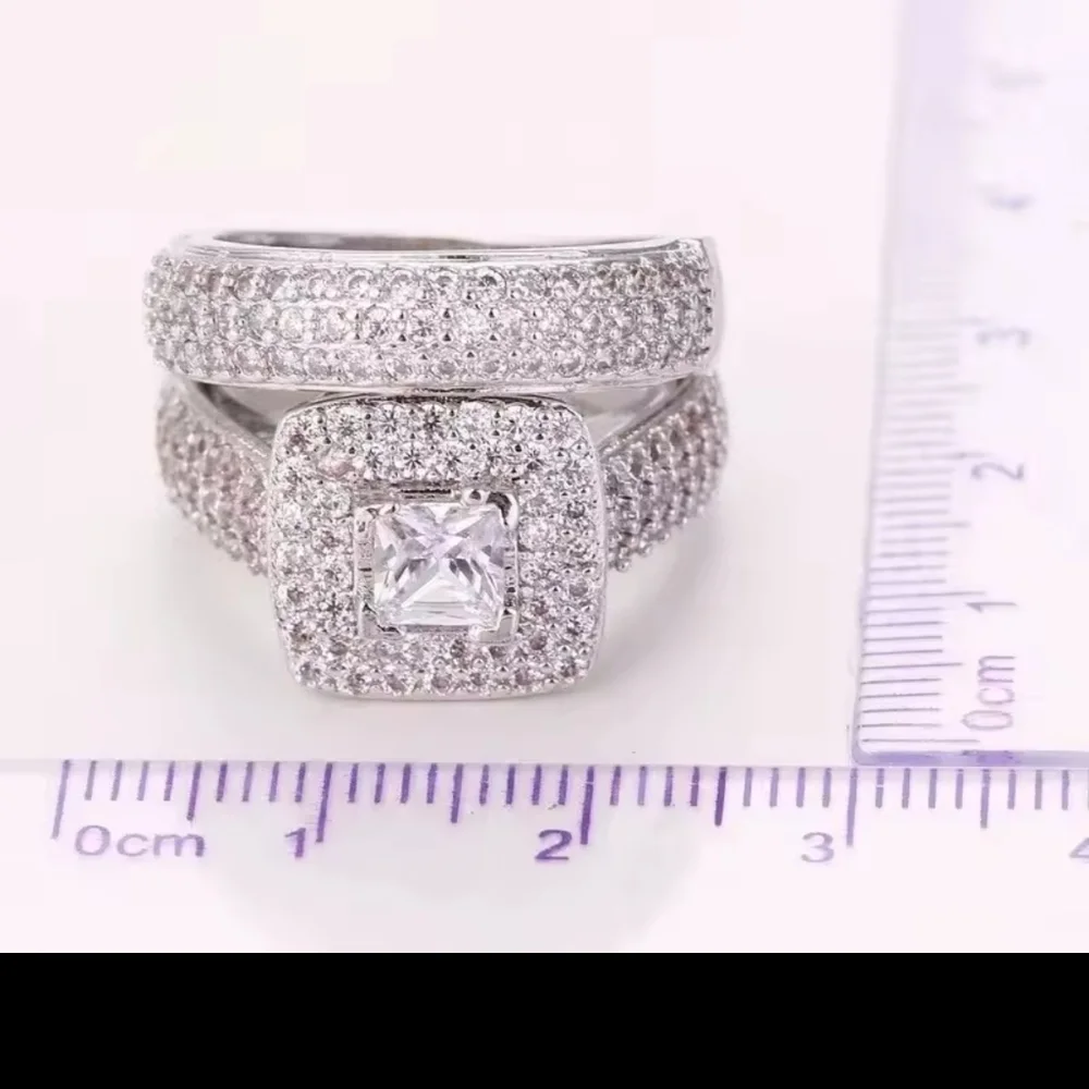 Silver Halo Ring Set